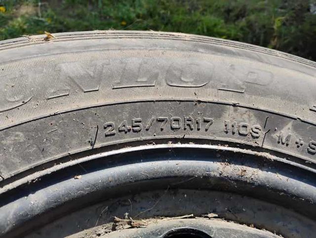 Llantas Toyota Hilux R17