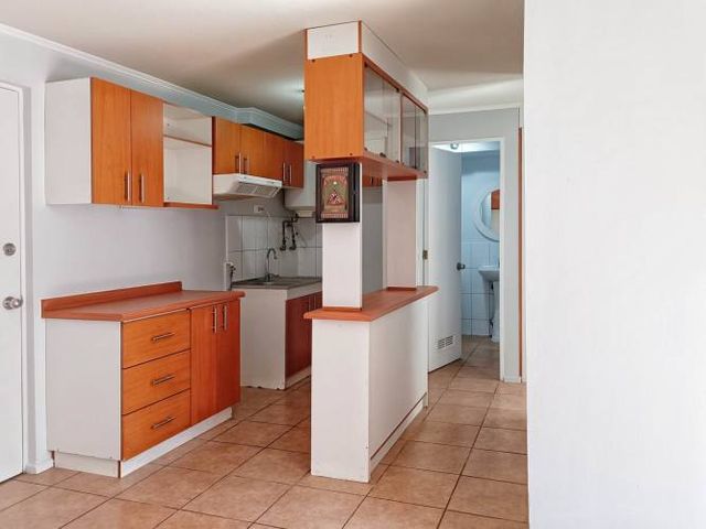 Av. Lo Ovalle 0854 [2475-3]