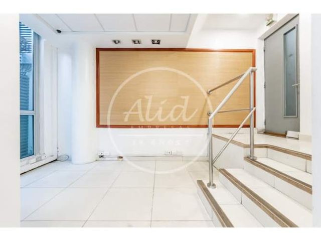 Se Vende Local Comercial A Pasos Del Mercado Urbano Tobalaba