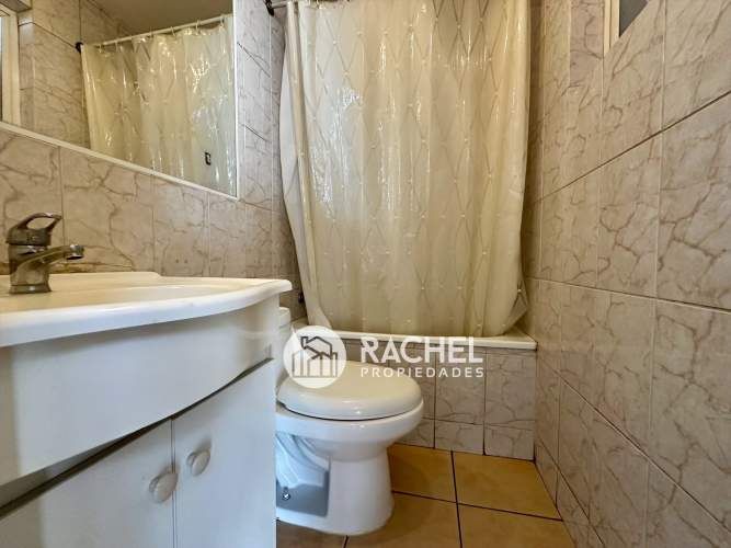 VENTA DE ESPACIOSA CASA DE 4 DORMITORIOS