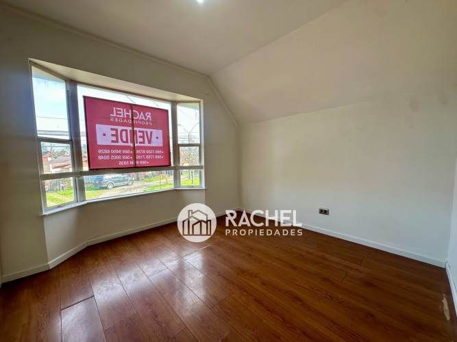 VENTA DE ESPACIOSA CASA DE 4 DORMITORIOS