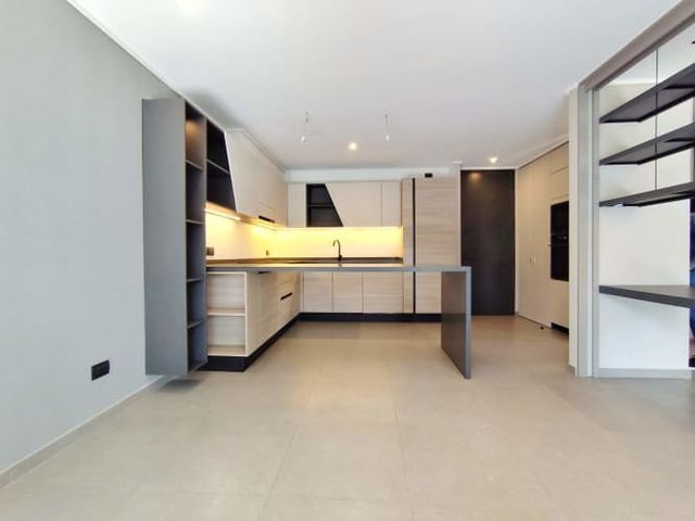 Av. Las Condes 10800 (1 Est /1 Bod) [3167-6]