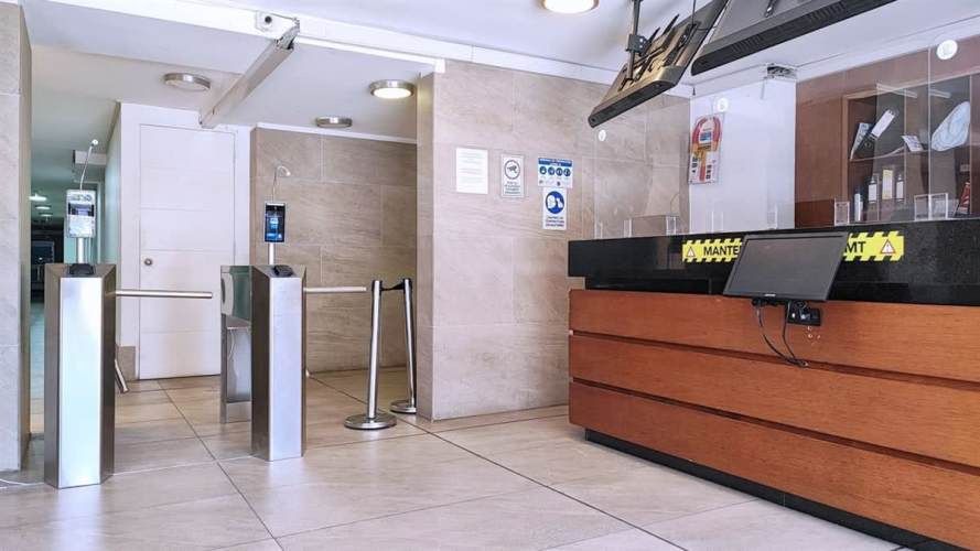 DEPARTAMENTO Olivos con Avda. Independencia cercano a metro Hospitales