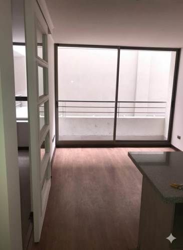 DEPARTAMENTO Olivos con Avda. Independencia cercano a metro Hospitales