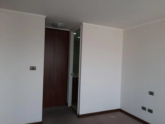 DEPARTAMENTO Olivos con Avda. Independencia cercano a metro Hospitales