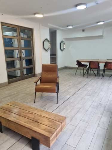 DEPARTAMENTO Olivos con Avda. Independencia cercano a metro Hospitales