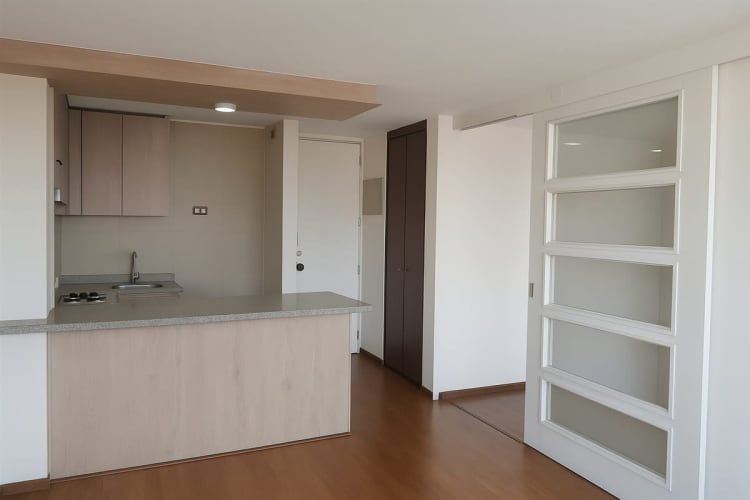 DEPARTAMENTO Olivos con Avda. Independencia cercano a metro Hospitales