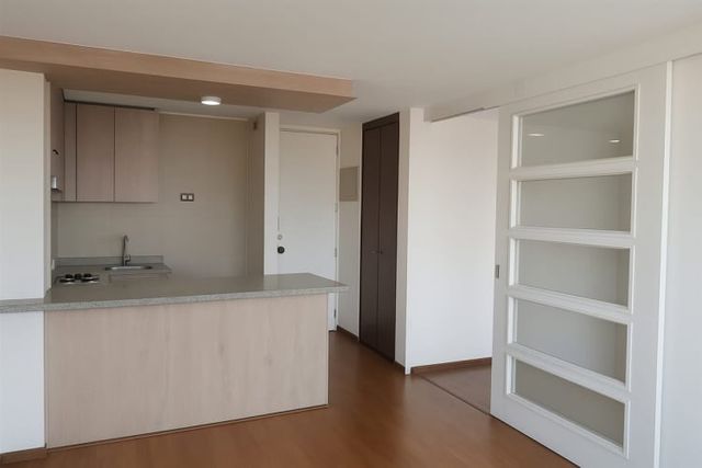 DEPARTAMENTO Olivos con Avda. Independencia cercano a metro Hospitales