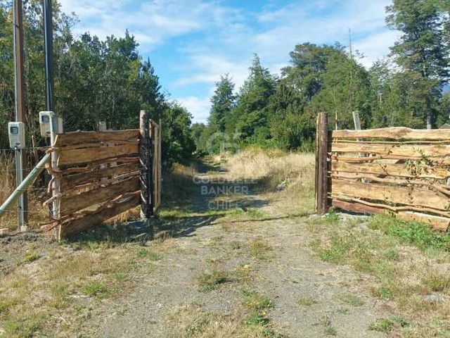 Ensenada km 39. Red Eléctrica y Agua Potable.