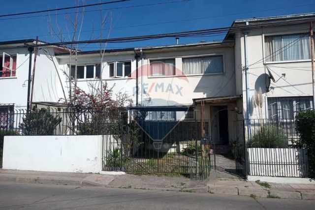 Acogedora casa cerca metro plaza chacabuco