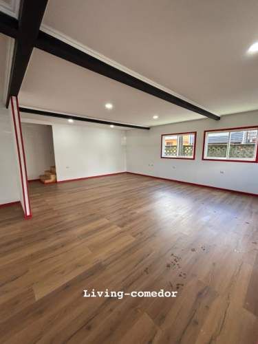 Casa 4D2B con departamento interior 3D1B