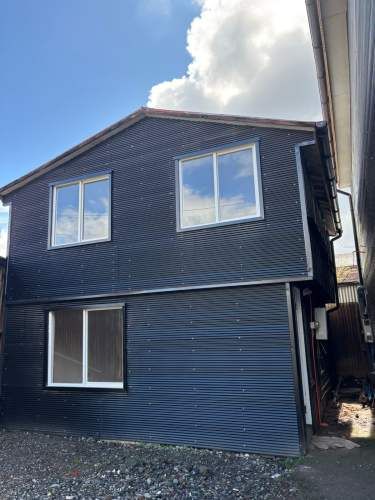 Casa 4D2B con departamento interior 3D1B