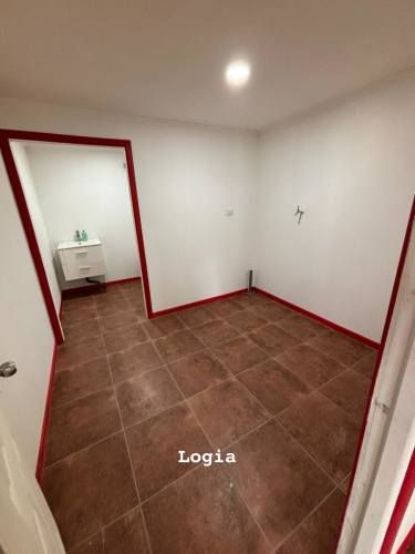 Casa 4D2B con departamento interior 3D1B