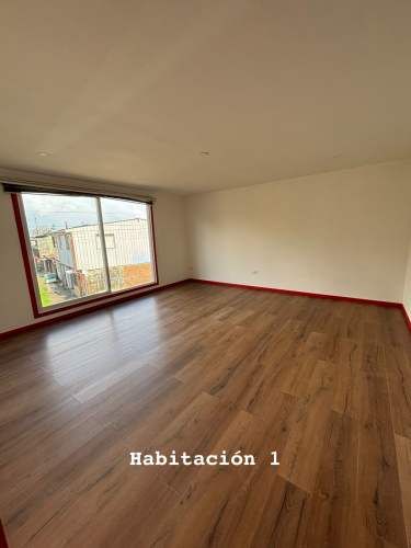 Casa 4D2B con departamento interior 3D1B