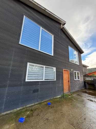 Casa 4D2B con departamento interior 3D1B