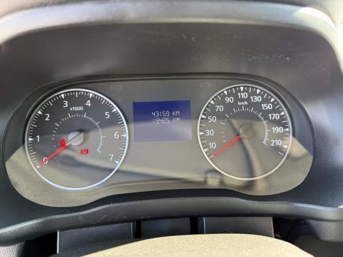 RENAULT EXPRESS 2023