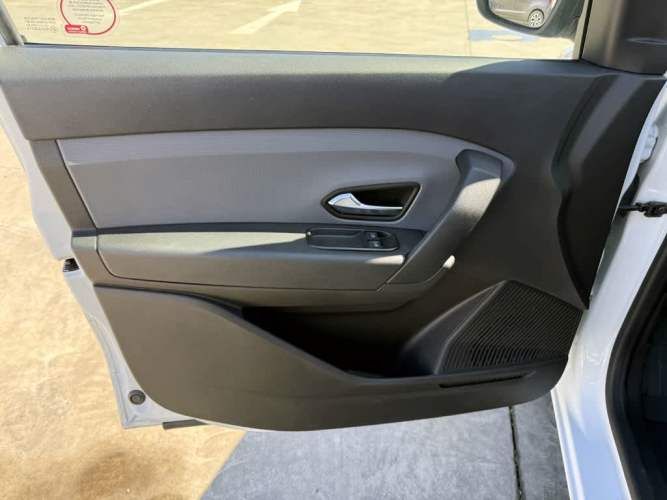 RENAULT EXPRESS 2022