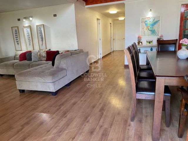 Refugio Moderno y Sustentable en Alto Pangal, Limache