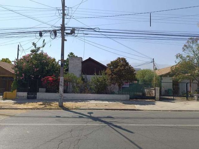 Casa Con Amplio terreno, venta.  (119346)