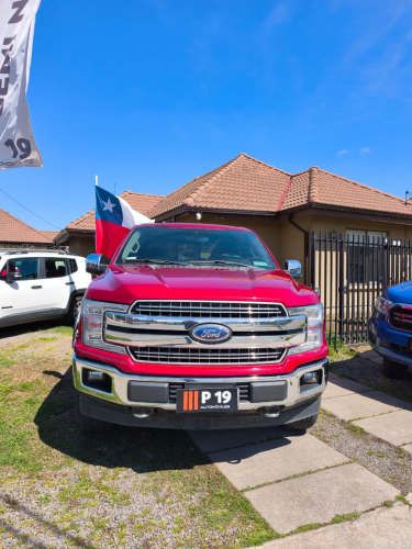FORD F150 LARIAT LUXURY