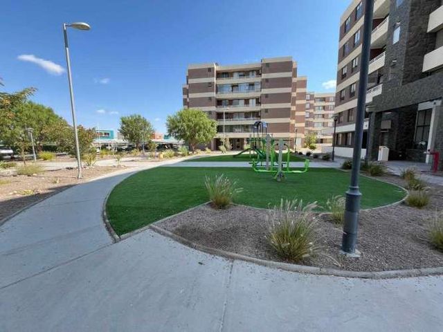 Oportunidad Departamento en Condominio (119439)