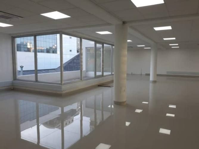 Local SE ARRIENDA EDIFICIO DE 3 PISOS EN ZONA CENTRO (CÓD. 538)