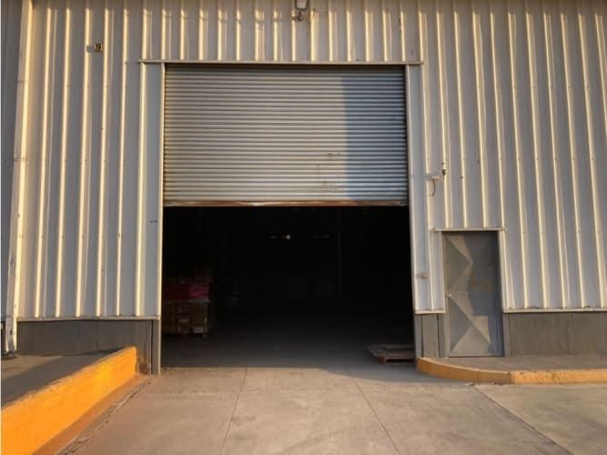 Arriendo bodega de 763 m2 en Parque Industrial de Quilicura.