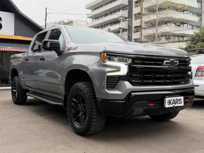 CHEVROLET SILVERADO  2023