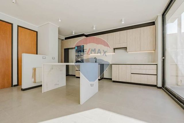 Townhouse metro hernando de magallanes