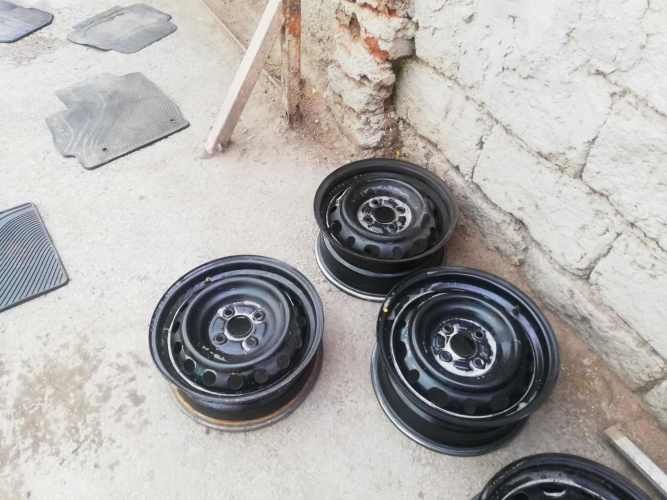 llantas mazda 2 año 2014