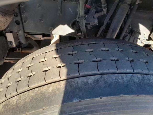 Tracto Renault T-480   4x2