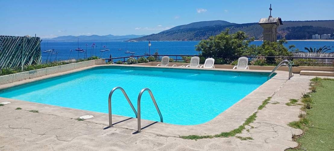 Amplio Primera linea Playa Papudo