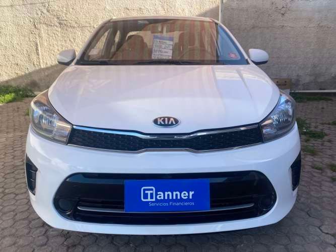AUTOMOVIL KIA SOLUTO LX 1.4 Km 32030  AÑO 2022