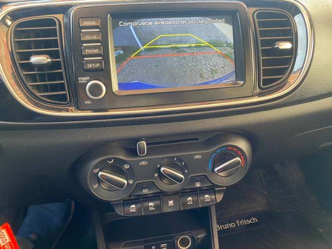 AUTOMOVIL KIA SOLUTO LX 1.4 Km 32030  AÑO 2022