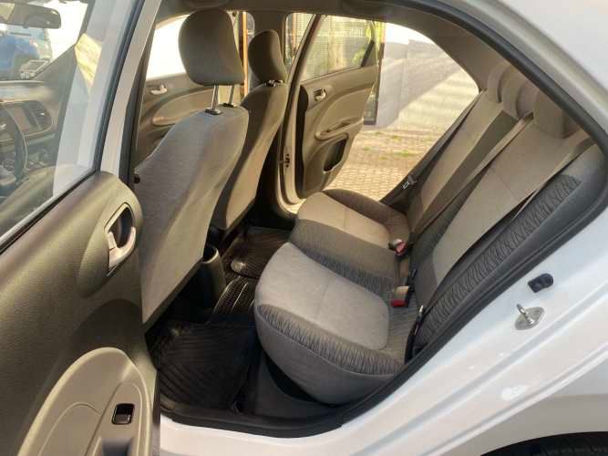 AUTOMOVIL KIA SOLUTO LX 1.4 Km 32030  AÑO 2022