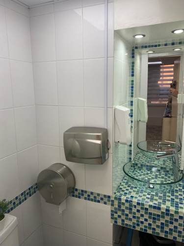 VENTA DE DERECHO DE LLAVES DE CLINICA DENTAL Y ESTETICA