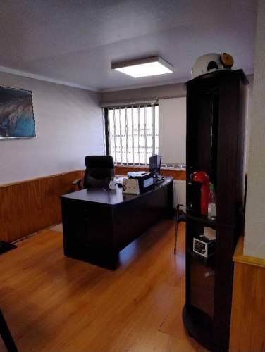 Amplia casa en la villa San Pedro con destino comercial