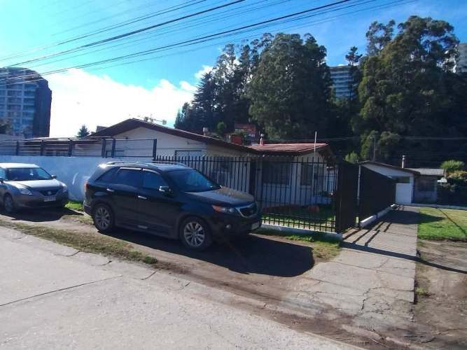 Amplia casa en la villa San Pedro con destino comercial