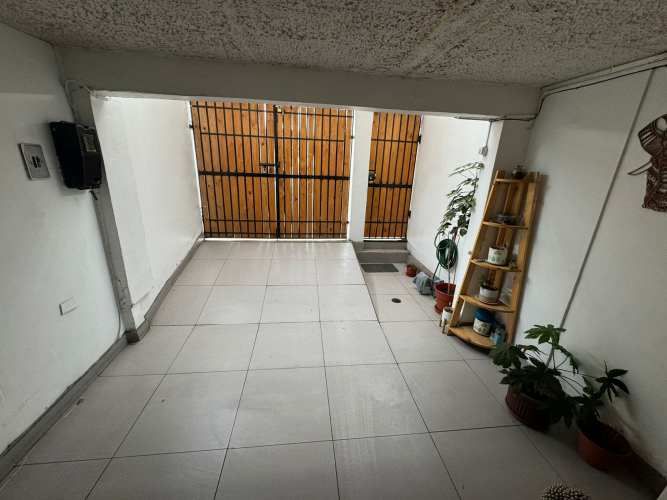 Excelente Propiedad Refaccionada, Sector Jumbo Norte, 2d/1b