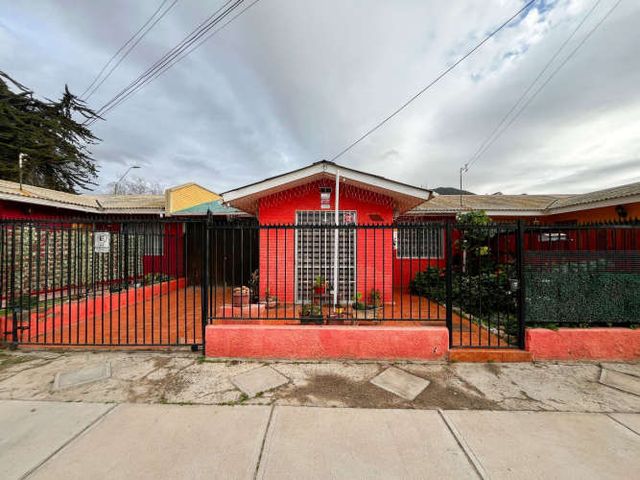 ENCANTADORA CASA EN VENTA EN VILLA LA FLORIDA, LA SERENA.