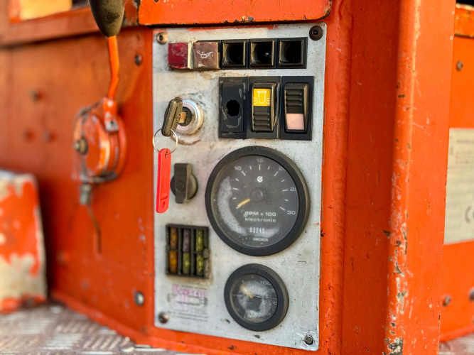 2011 Hincadora PAUSELLI 700 con Martillo Hidráulico INDECO