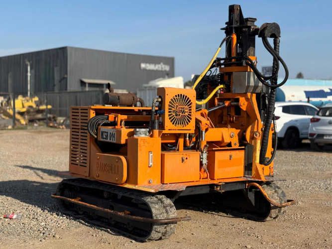 2015 Hincadora PAUSELLI 900 con Martillo Hidráulico INDECO HP900