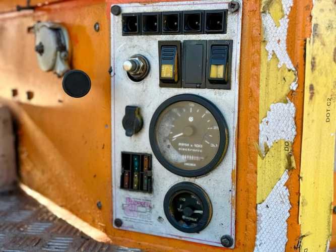 2015 Hincadora PAUSELLI 900 con Martillo Hidráulico INDECO HP900