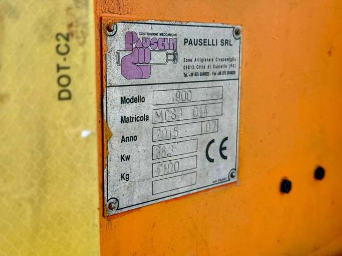 2015 Hincadora PAUSELLI 900 con Martillo Hidráulico INDECO HP900