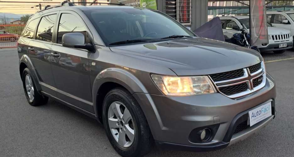 DODGE JOURNEY 2014 FULL EQUIPO 2.4 AT 7 PASAJEROS