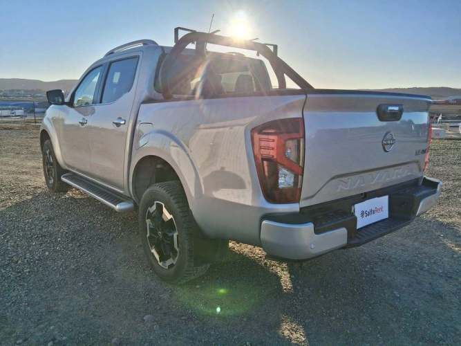 NISSAN NAVARA 2023