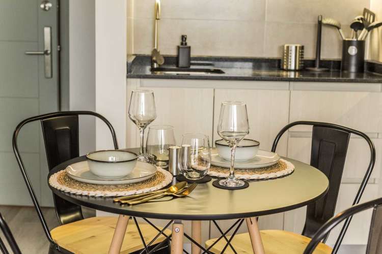 CENTRICO DEPARTAMENTO AMOBLADO  (119935)