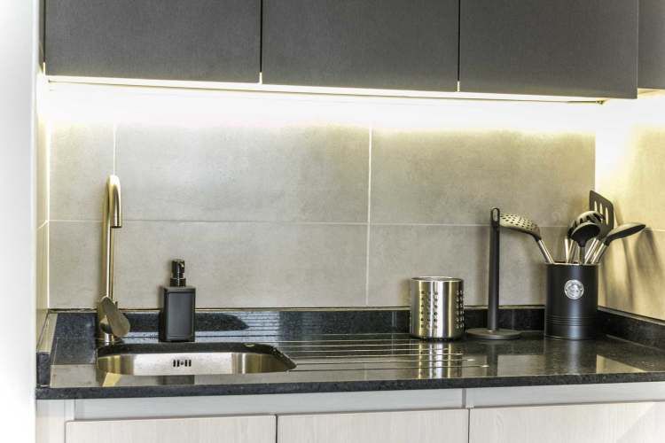 CENTRICO DEPARTAMENTO AMOBLADO  (119935)