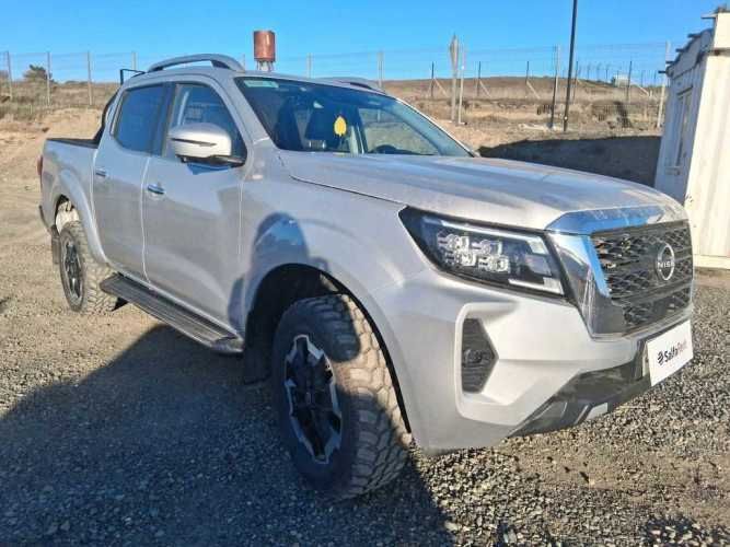 NISSAN NAVARA 2023