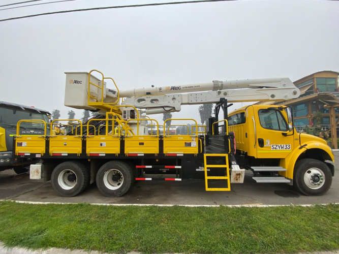 CAMION FREIGHTLINER M2 106 6X4 AÑO 2024 CON HIDROELEVDOR ALTEC AN50